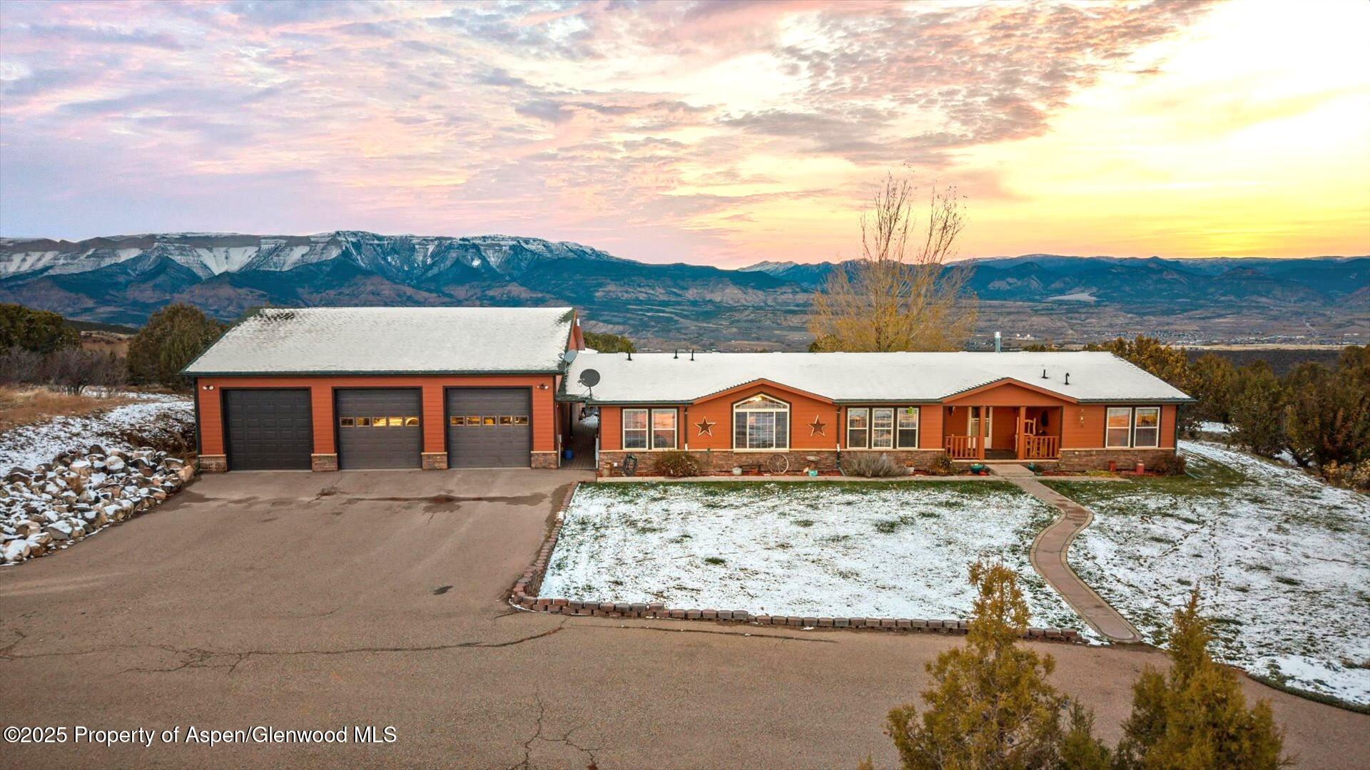 466 Arrowhead Trail Rifle, CO 81650 - Photo 3 of 45 43-466 Arrowhead Trail-43