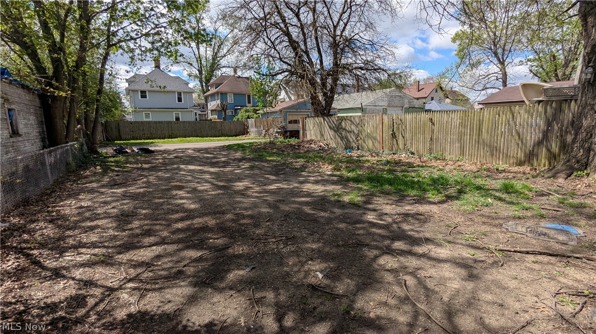 2830 3rd Street Northwest Canton, OH 44708 - Photo 4 of 41