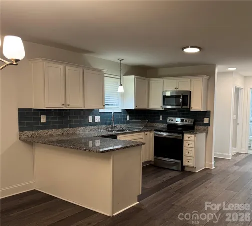 $2,000 | 639 East Black Street, Rock Hill, SC 29730