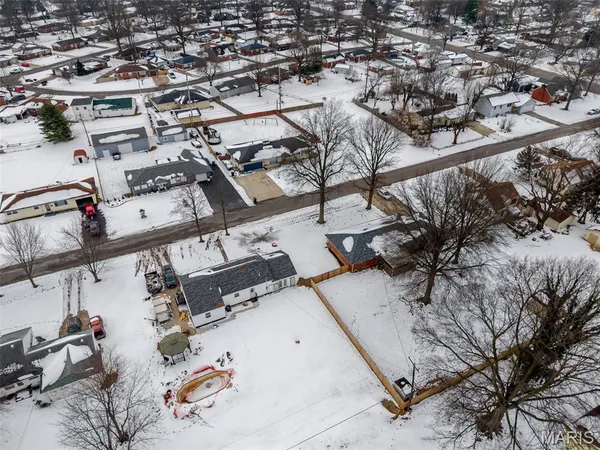 $239,000 | 2431 Pine Street, Granite City, IL 62040