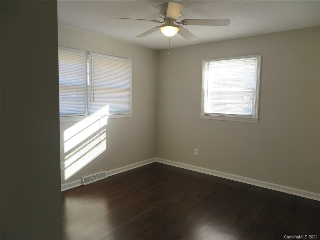 4009 Little Mountain Road Gastonia, NC 28056 - Photo 11 of 21 Gallery Image 11