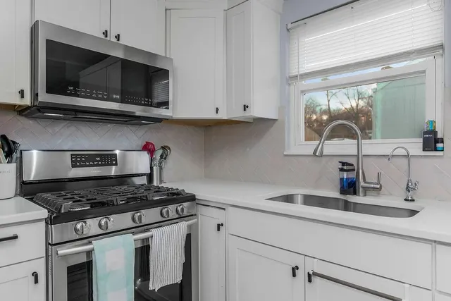 $200,000 | 5029 Forest Avenue, Kansas City, KS 66106