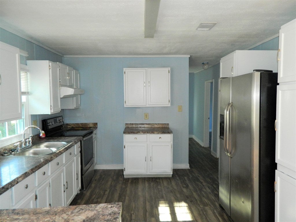 145 Boyette Road Lakeland, GA 31635 - Photo 6 of 27 Gallery Image 6