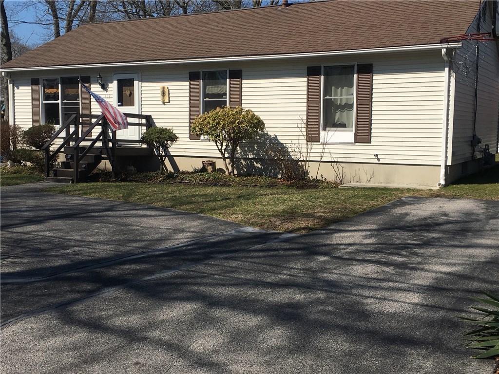 109 Haswill Street Warwick, RI 02889 - Photo 1 of 27 Gallery Image 1