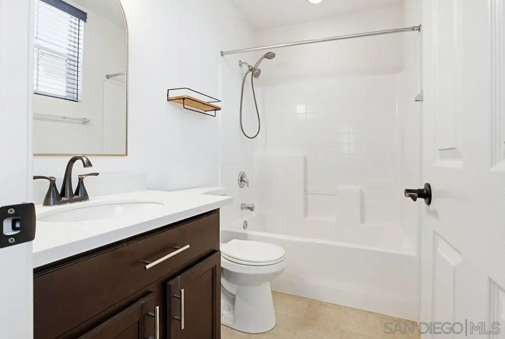 5069 Cascade Way, Unit 101 Oceanside, CA 92057 - Photo 39 of 48