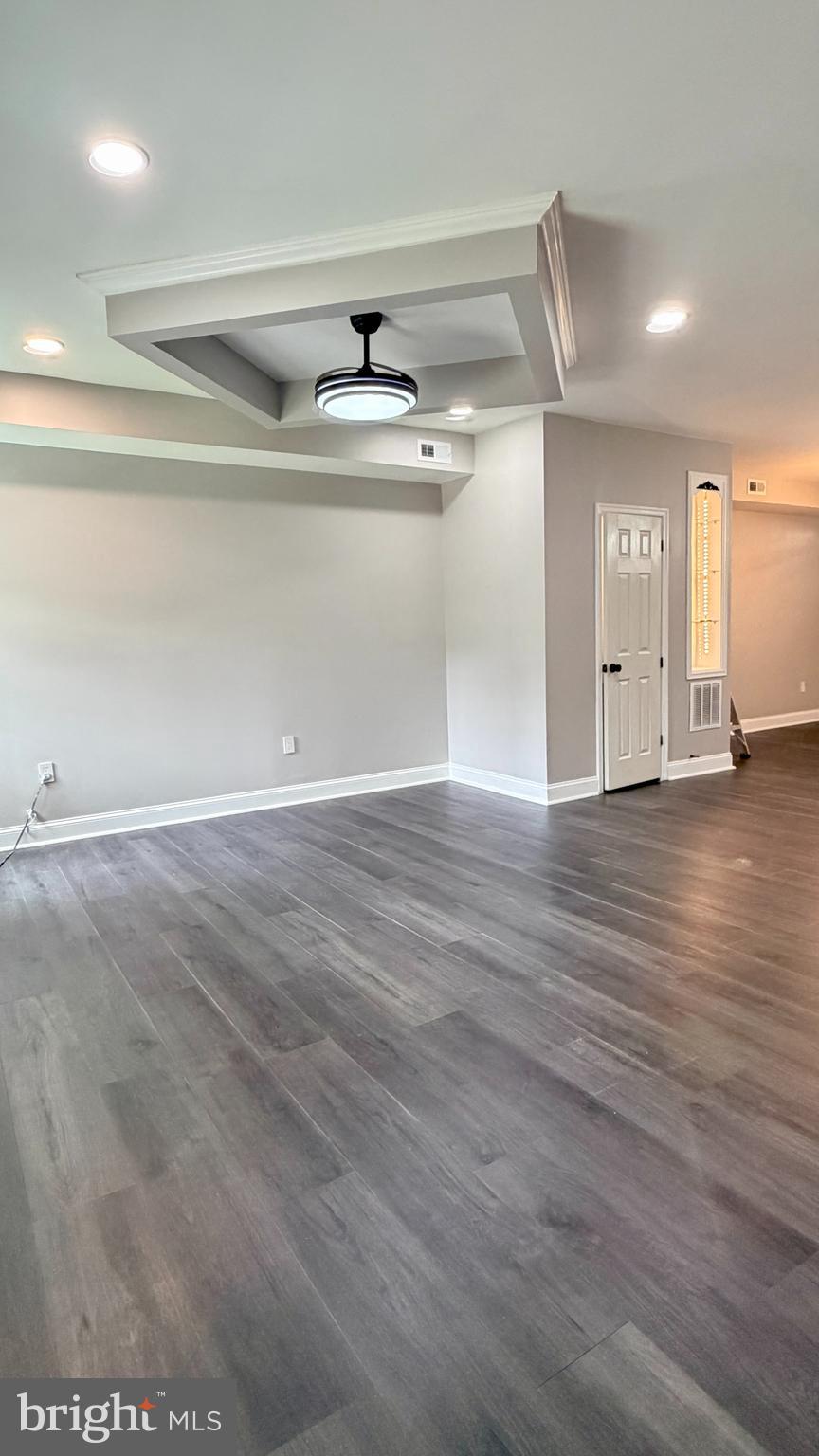 1530 Appleton Street Baltimore, MD 21217 - Photo 6 of 38