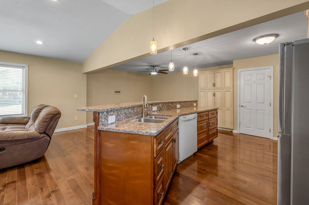 113 Holiday Road Winchester, KY 40391 - Photo 7 of 48 TDB_5278