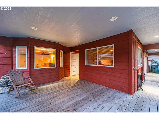 $650,000 | 3333 Hayden Bridge Road, Springfield, OR 97477