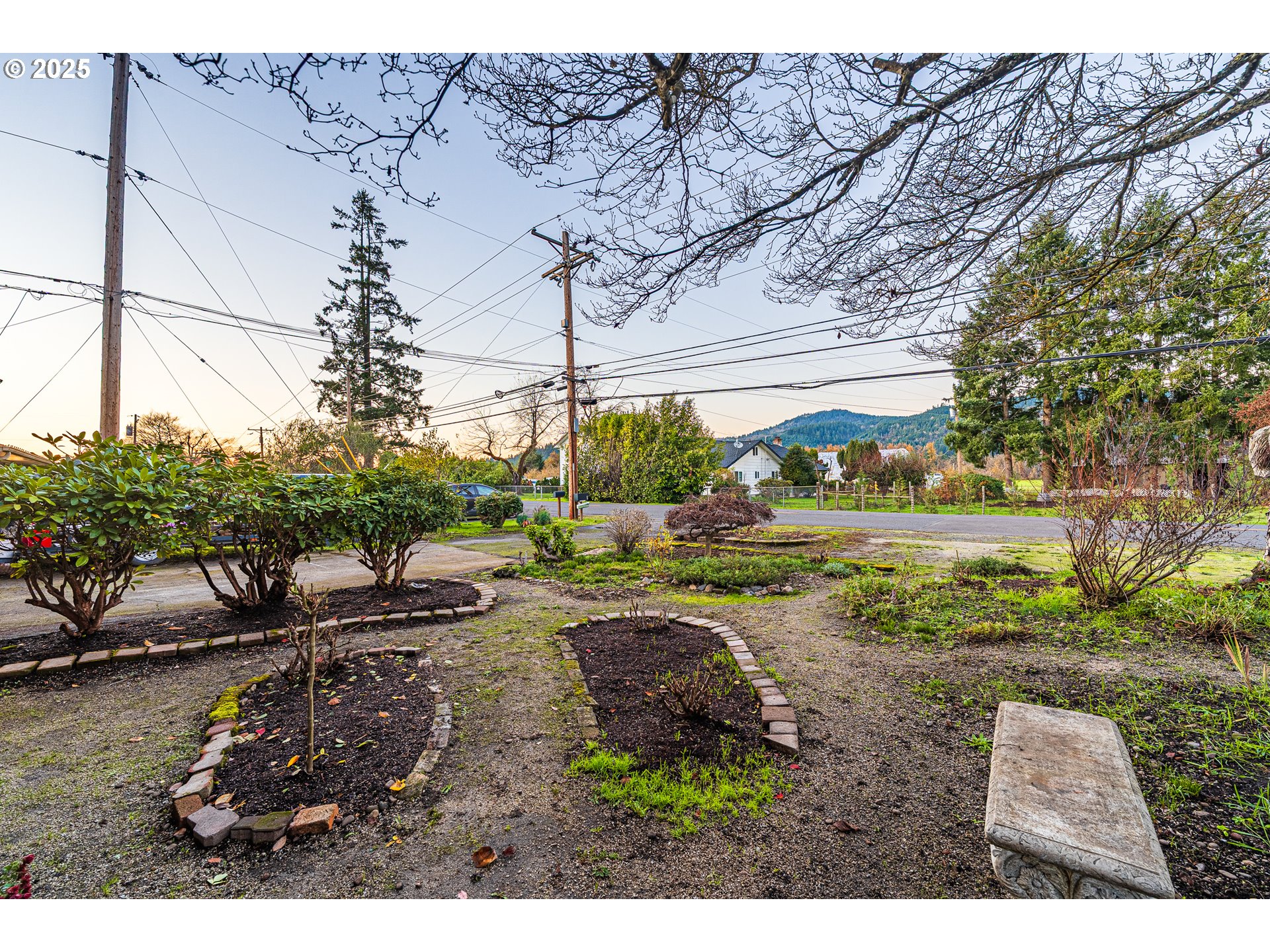 3333 Hayden Bridge Road Springfield, OR 97477 - Photo 6 of 38