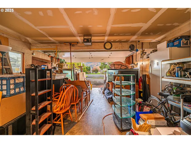 $650,000 | 3333 Hayden Bridge Road, Springfield, OR 97477