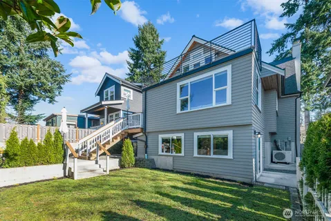 $2,099,000 | 7511 41st Avenue Northeast, Seattle, WA 98115