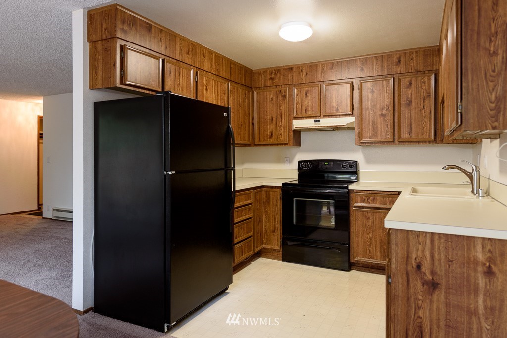 1511 Eagle Ridge Drive South, Unit F6 Renton, WA 98055 - Photo 8 of 23