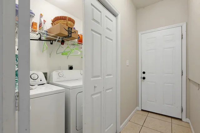 $3,000 | 1775 Belle Vue Way, Unit 1, Tallahassee, FL 32304