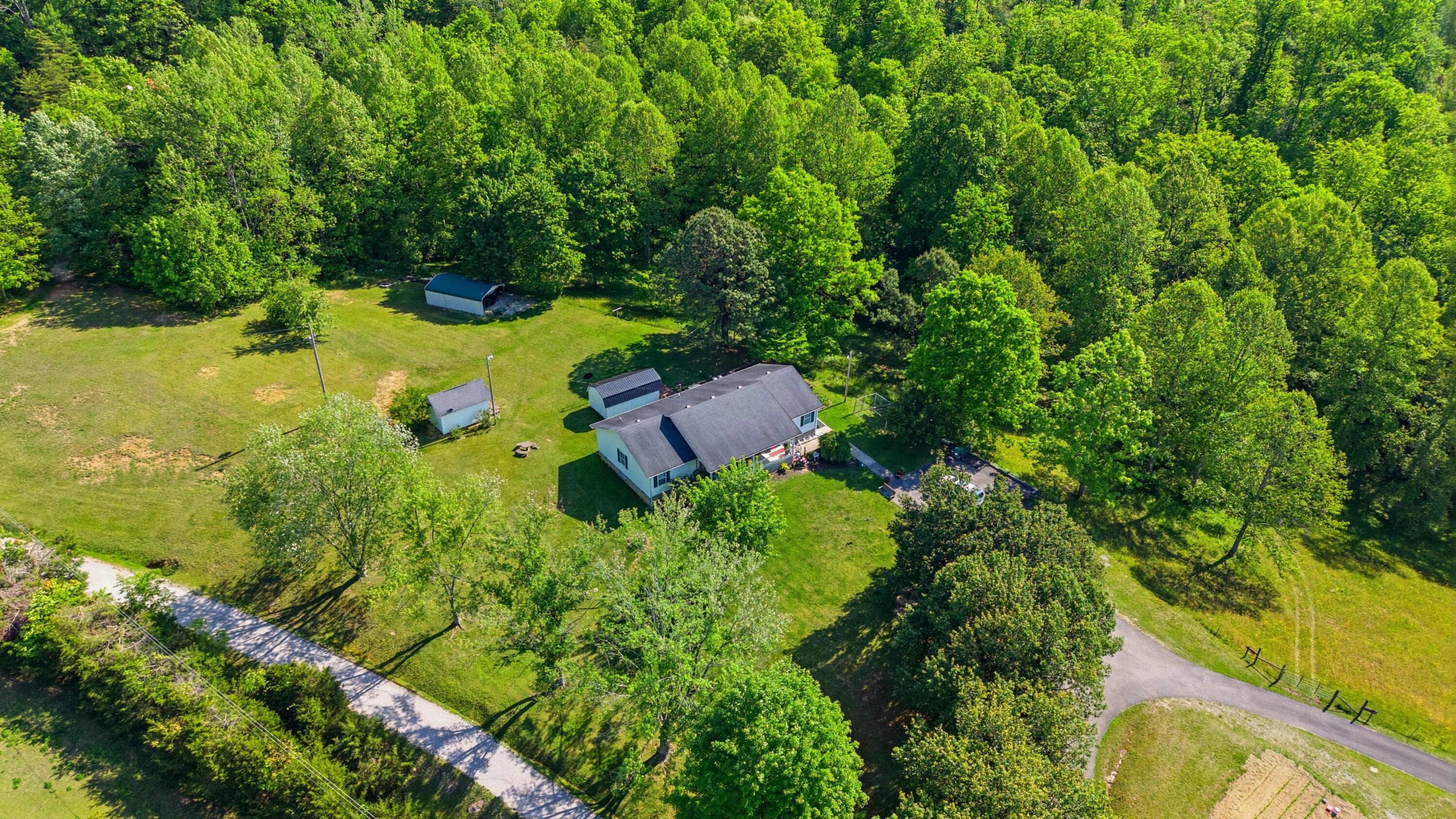 340 Dean Road McKee, KY 40447 - Photo 2 of 42 2