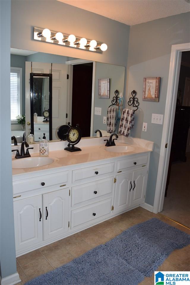 101 Greenfield Lane Alabaster, AL 35007 - Photo 29 of 35