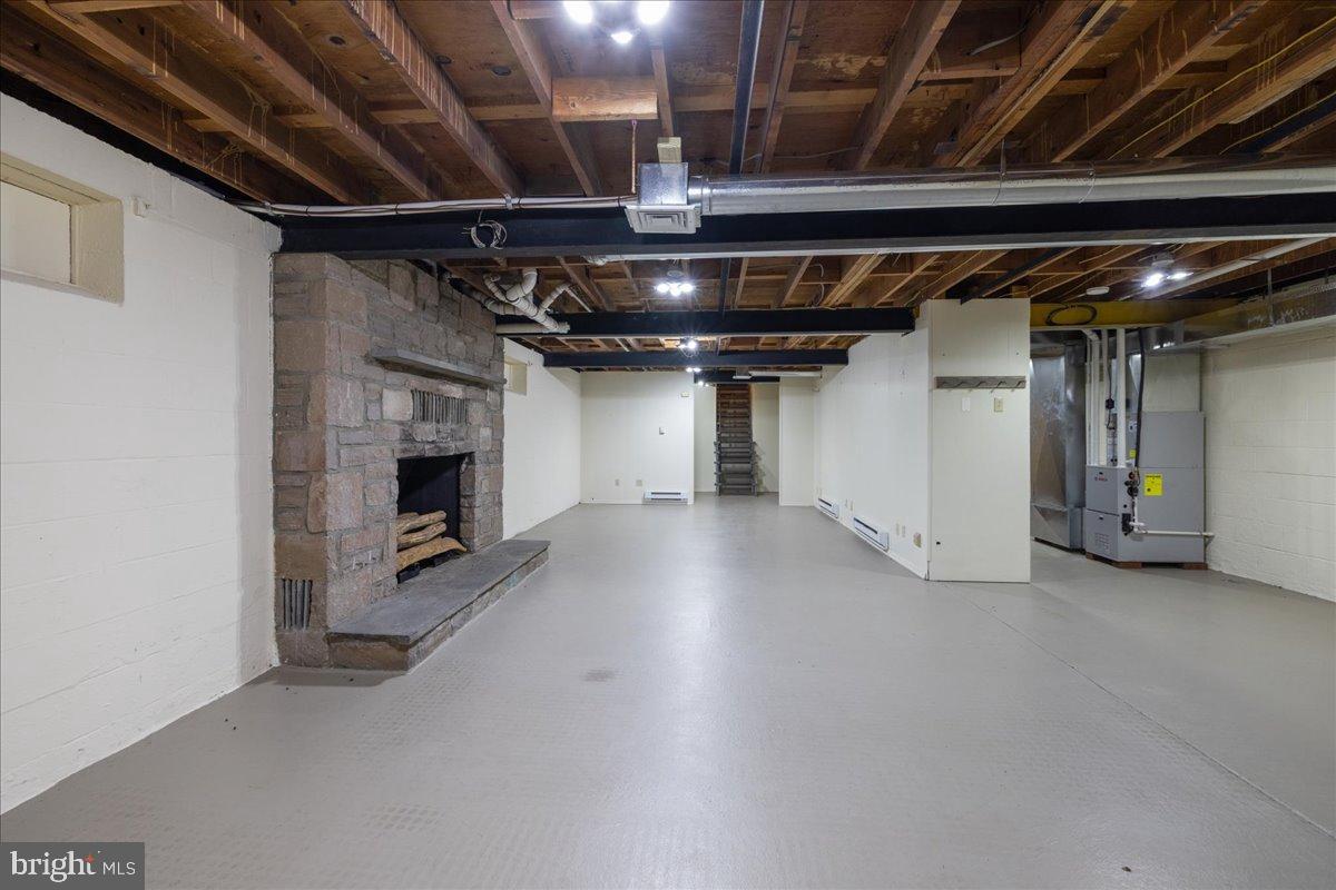 563 Deep Run Road Perkasie, PA 18944 - Photo 19 of 61 a view of water heater room