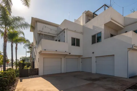 $1,139,000 | 4410 Gresham Street, San Diego, CA 92109