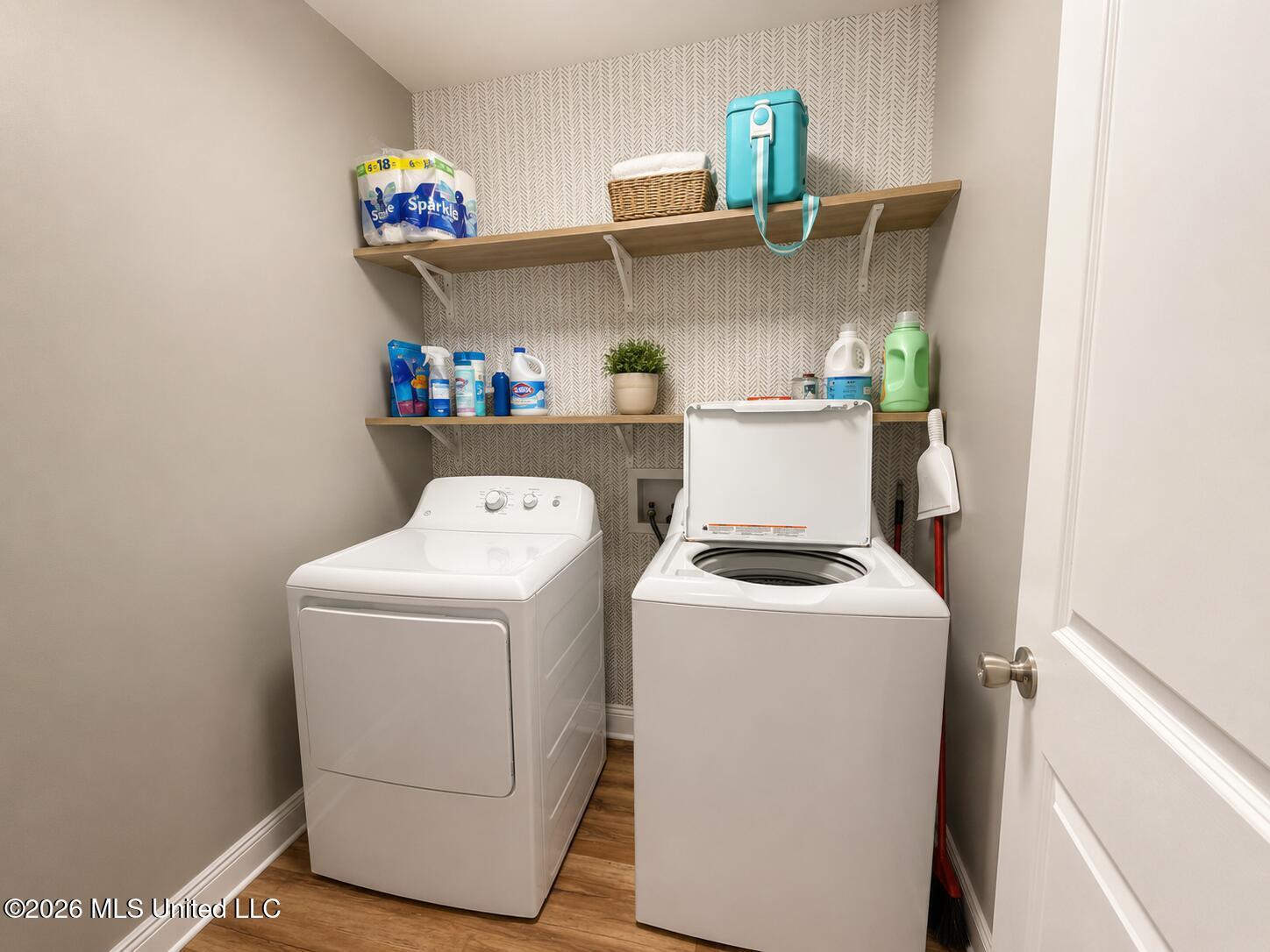 264 Forrest Avenue Biloxi, MS 39530 - Photo 14 of 15 laundry room
