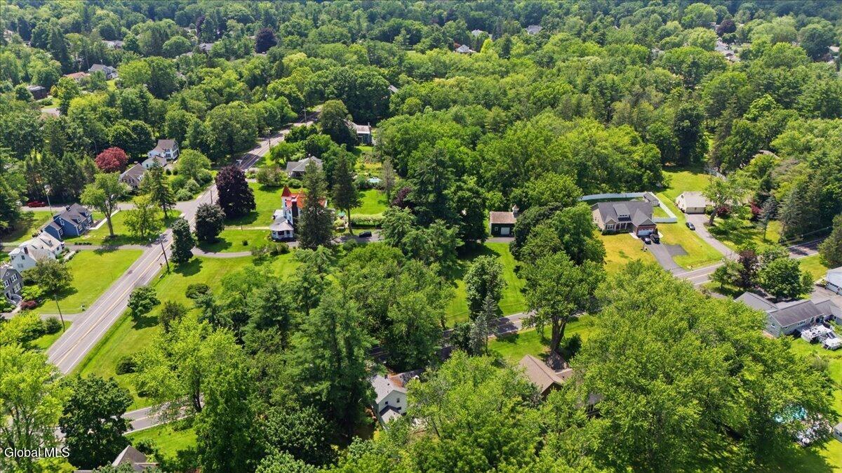 9 Font Grove Road Bethlehem, NY 12159 - Photo 11 of 25 06-009_DJI_20260709140122_0065_D