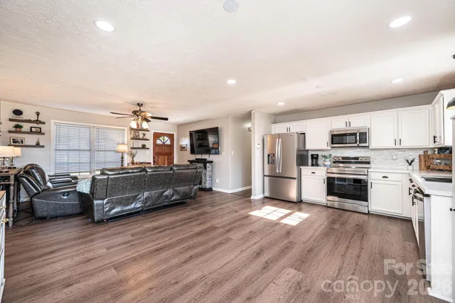 $279,990 | 1355 Millrace Drive, Conover, NC 28613