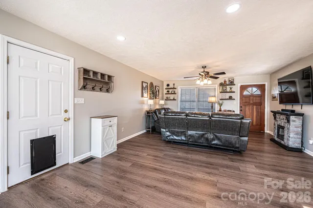 $279,990 | 1355 Millrace Drive, Conover, NC 28613