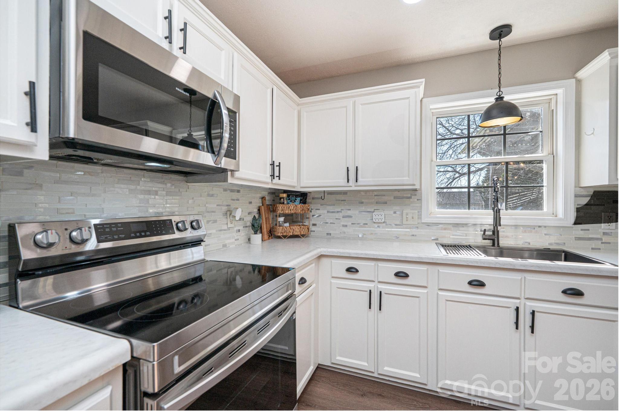 1355 Millrace Drive Conover, NC 28613 - Photo 16 of 37