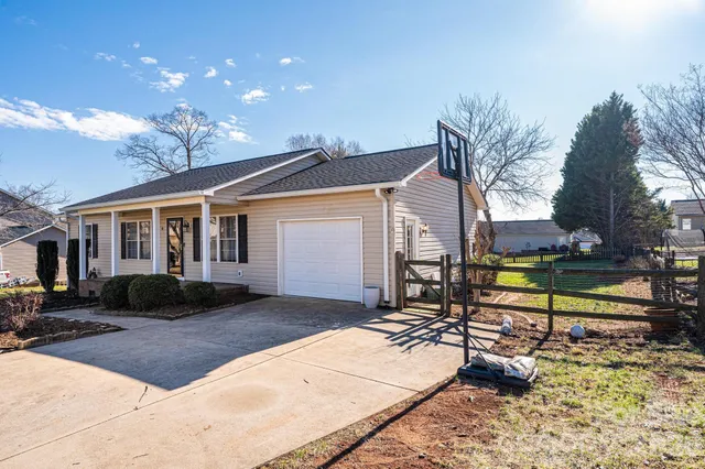 $279,990 | 1355 Millrace Drive, Conover, NC 28613