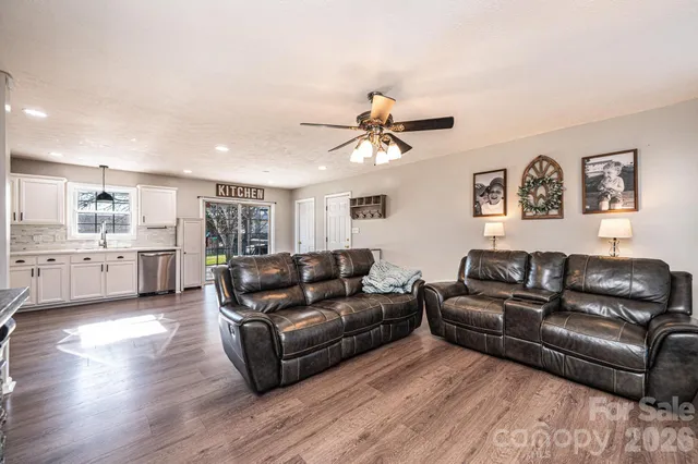 $279,990 | 1355 Millrace Drive, Conover, NC 28613