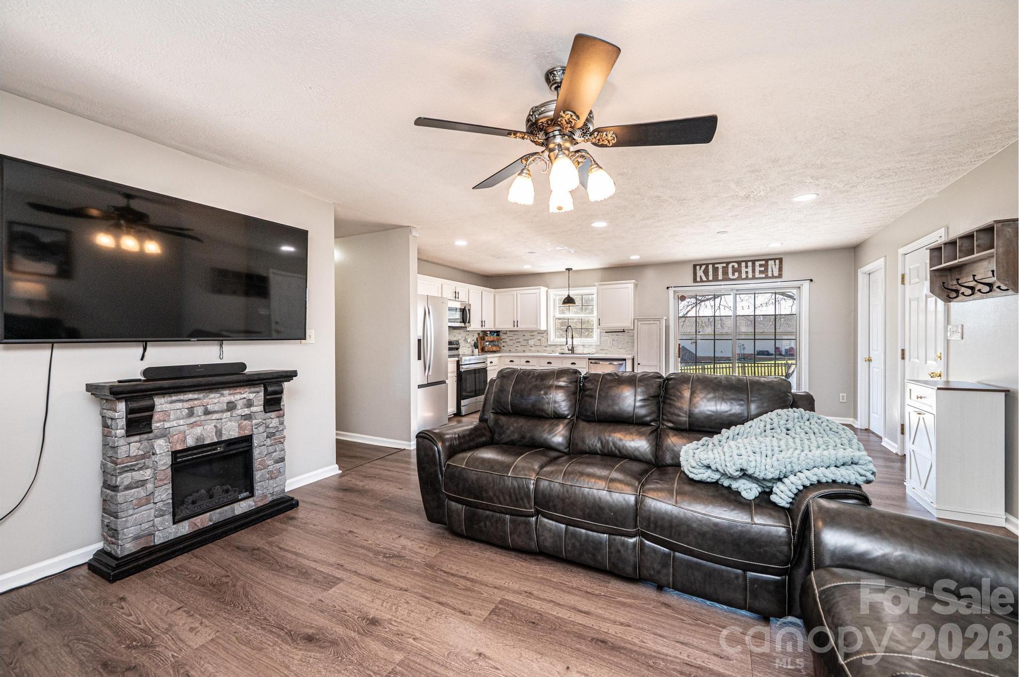 1355 Millrace Drive Conover, NC 28613 - Photo 7 of 37