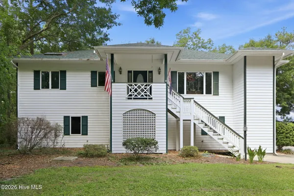 $1,500,000 | 308 Silver Creek Landing Road, Swansboro, NC 28584