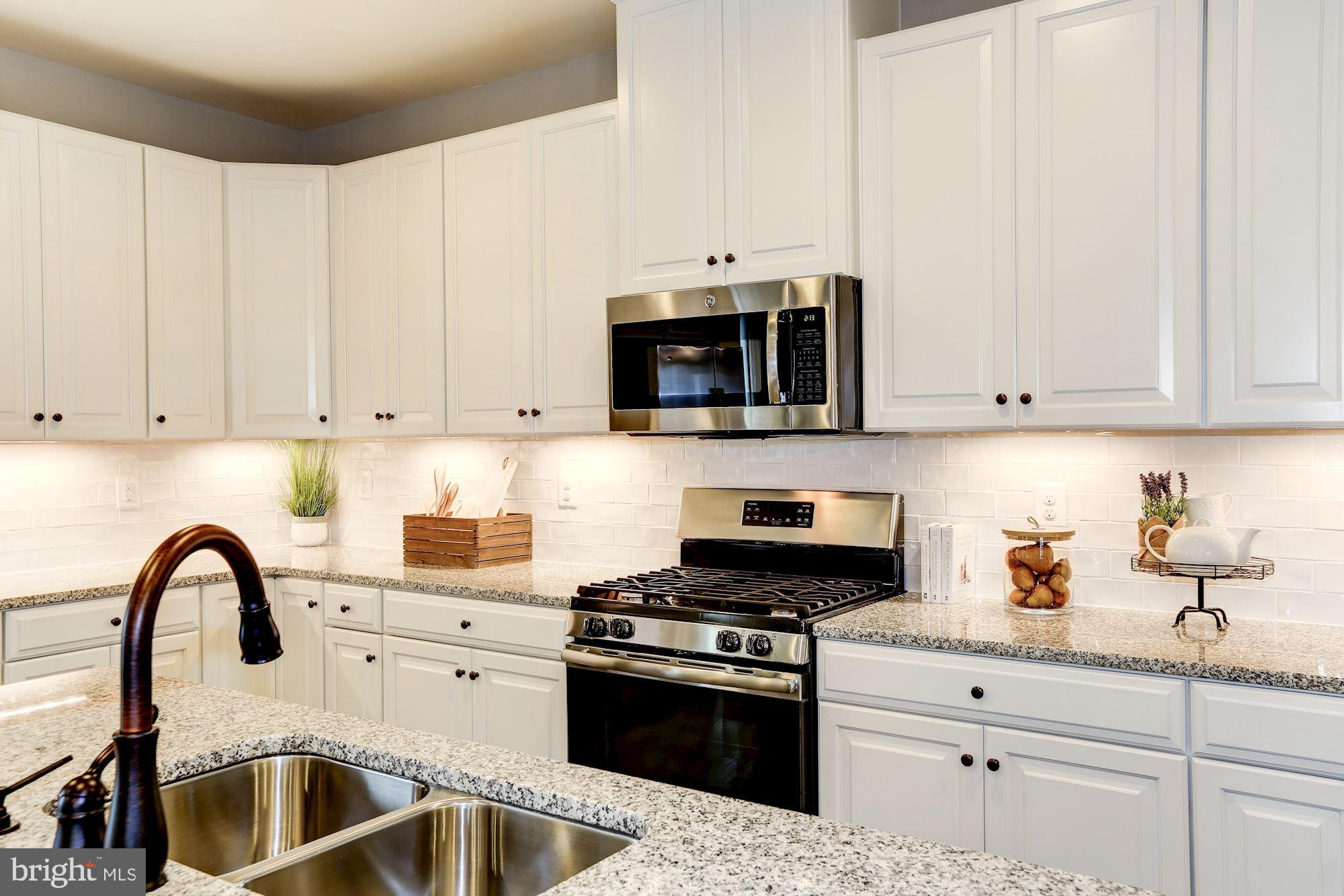 14168 Jaeger Road Clarksburg, MD 20871 - Photo 6 of 18 Gallery Image 6