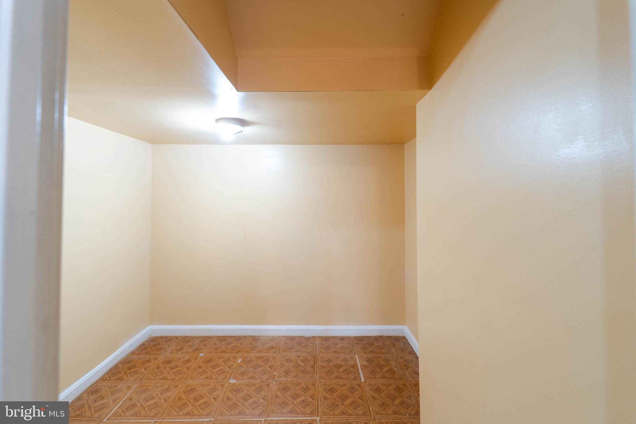 4914 Carriagepark Road Fairfax, VA 22032 - Photo 17 of 40