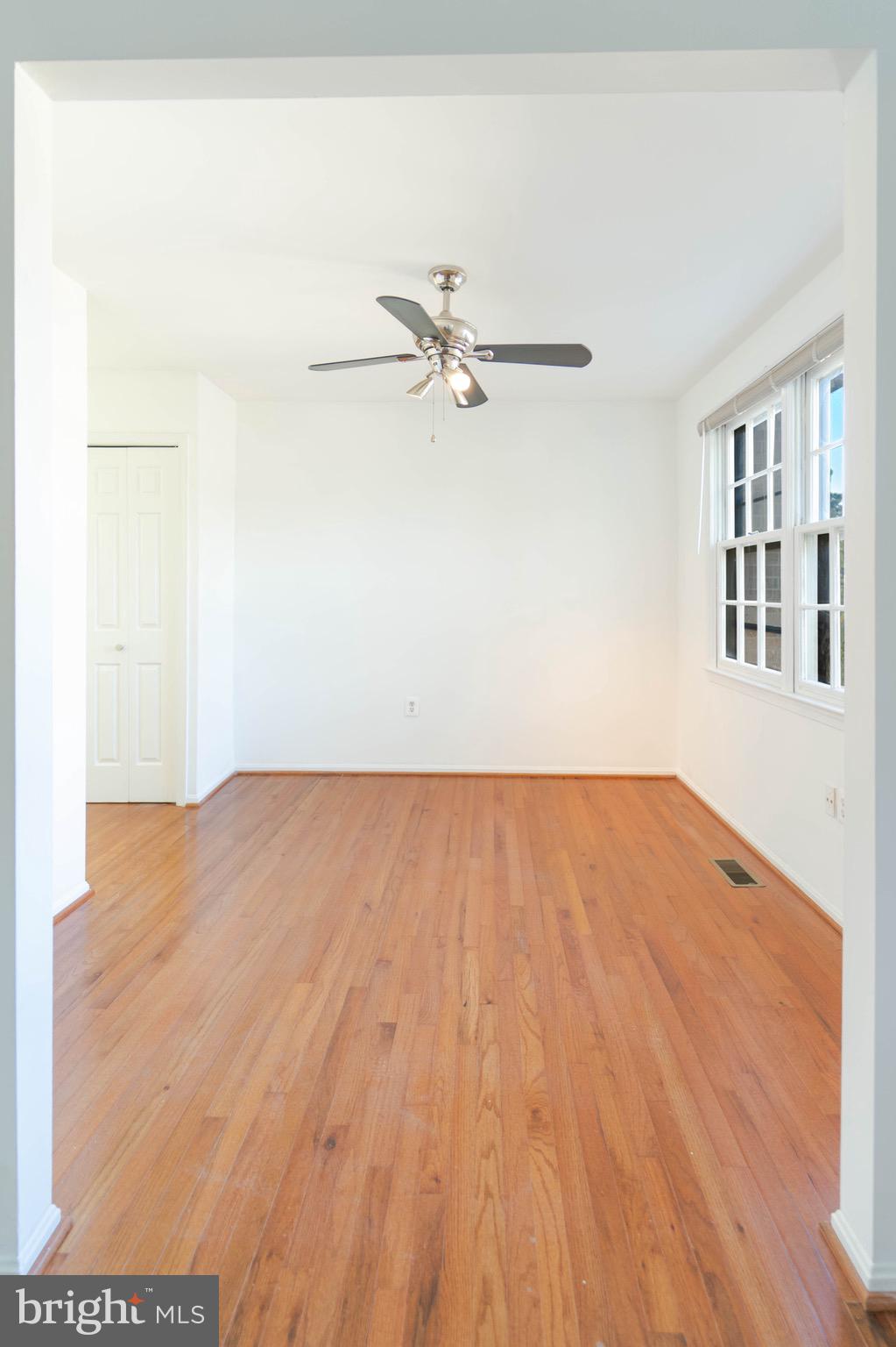 4914 Carriagepark Road Fairfax, VA 22032 - Photo 35 of 40