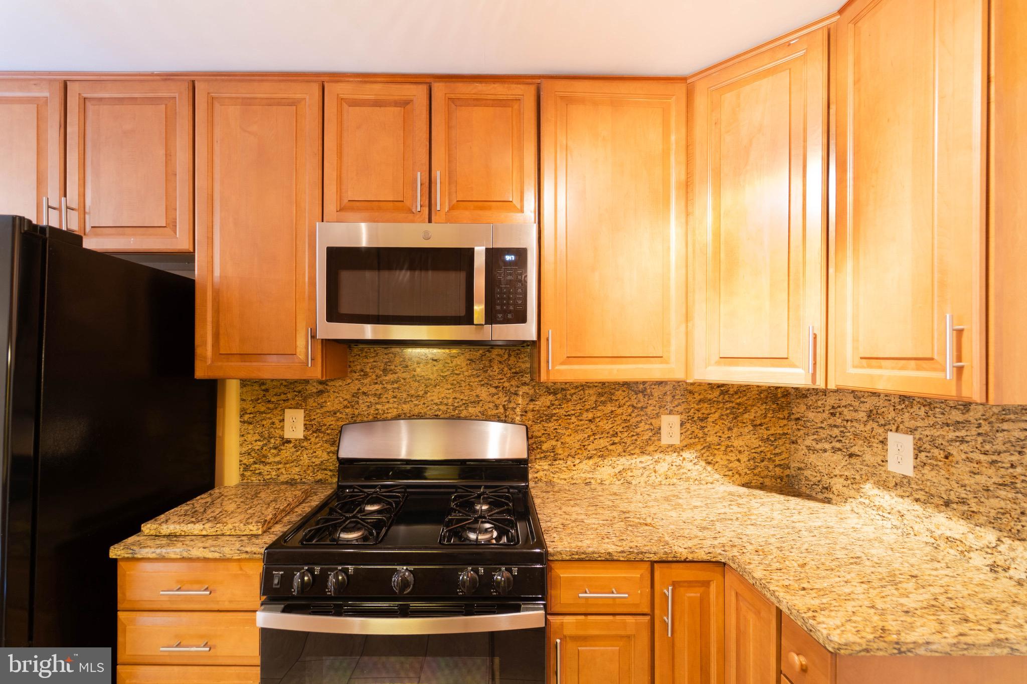 4914 Carriagepark Road Fairfax, VA 22032 - Photo 9 of 40