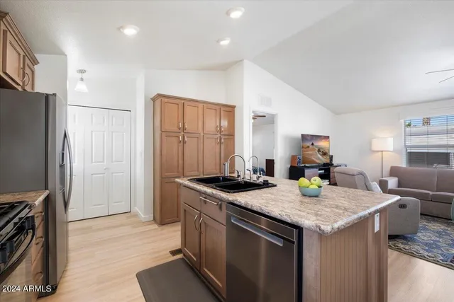 $94,999 | 10936 East Apache Trail, Unit 67, Apache Junction, AZ 85120