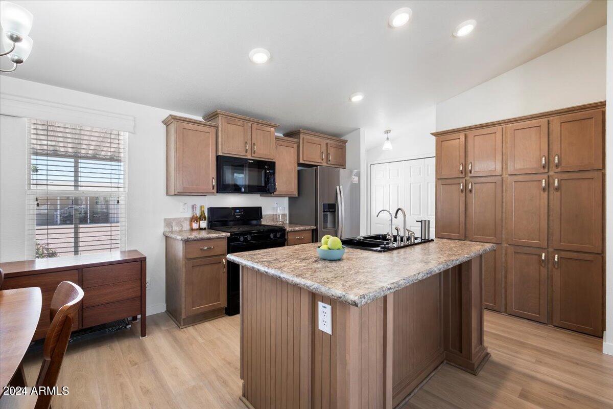 10936 East Apache Trail, Unit 67 Apache Junction, AZ 85120 - Photo 9 of 23 09-57814850