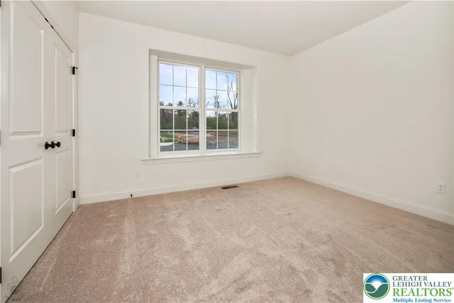 $865,000 | 4276 Stonebridge Drive, Bethlehem, PA 18015