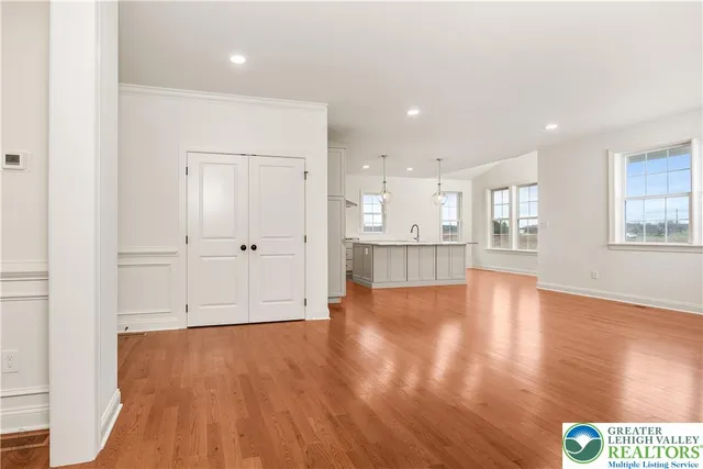 $865,000 | 4276 Stonebridge Drive, Bethlehem, PA 18015