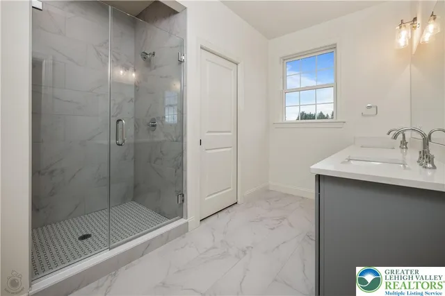 $865,000 | 4276 Stonebridge Drive, Bethlehem, PA 18015