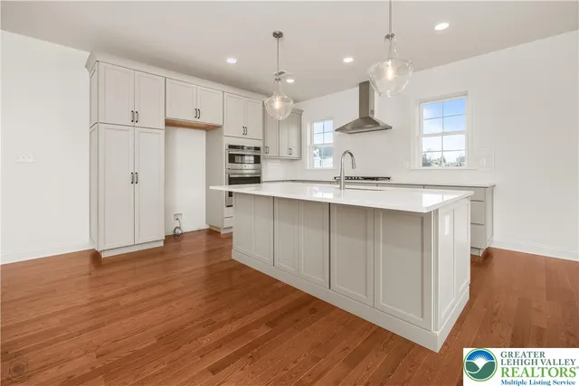 $865,000 | 4276 Stonebridge Drive, Bethlehem, PA 18015