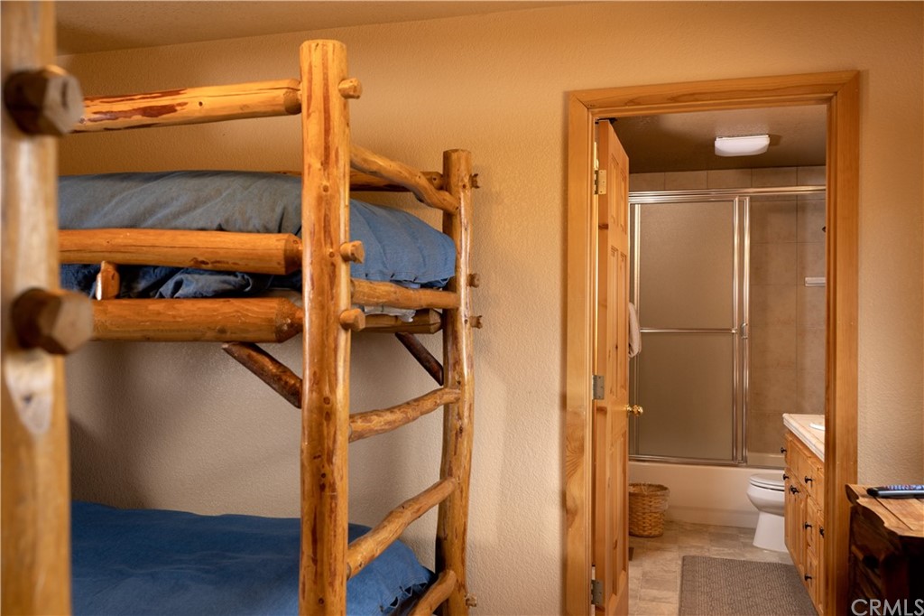 42692 Timberline Trail Big Bear Lake, CA 92315 - Photo 24 of 38