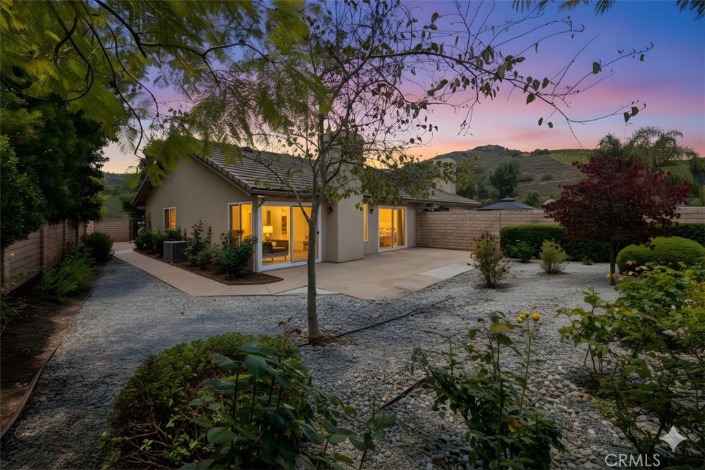 4346 Los Padres Drive Fallbrook, CA 92028 - Photo 8 of 33 a front view of a house with a yard