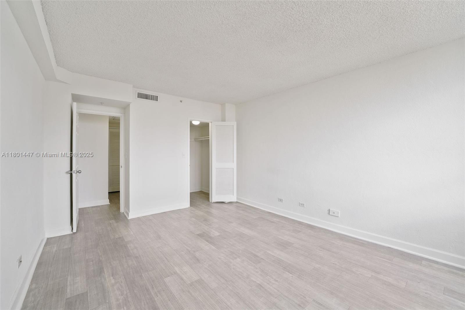 1500 Bay Road, Unit S0380 Miami Beach, FL 33139 - Photo 21 of 83 a view of an empty room