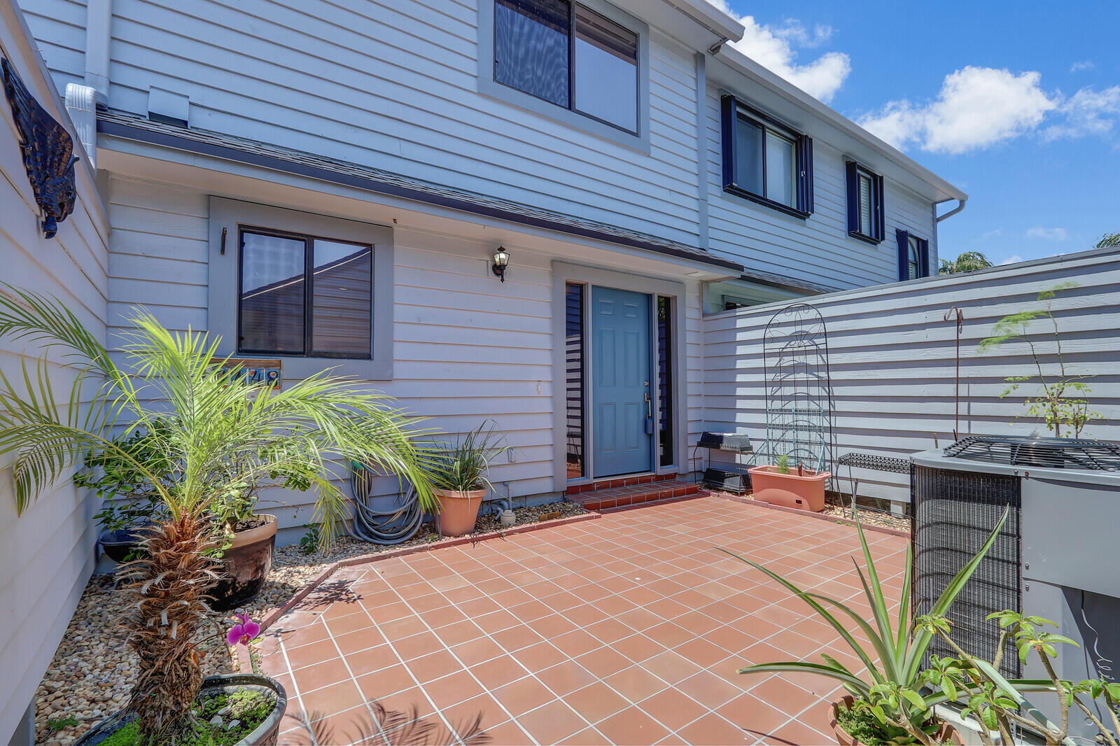 6148 Southeast Georgetown Place, Unit 805 Hobe Sound, FL 33455 - Photo 4 of 44 Patio