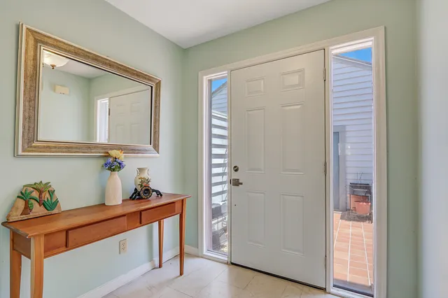 $280,000 | 6148 Southeast Georgetown Place, Unit 805, Hobe Sound, FL 33455