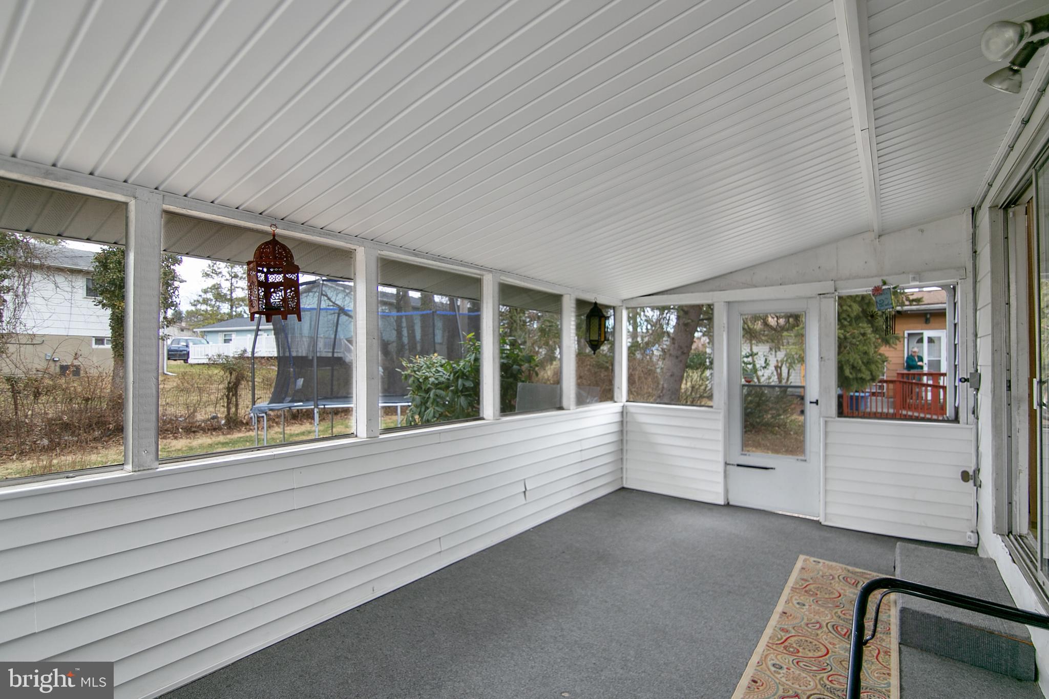 4782 Bonnie Brae Road Baltimore, MD 21208 - Photo 22 of 25 Screened In Porch For Summer BBQs!