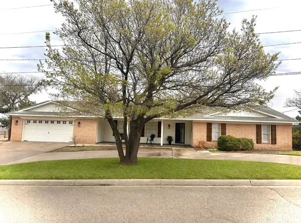 $335,000 | 801 Skyline Drive, Borger, TX 79007