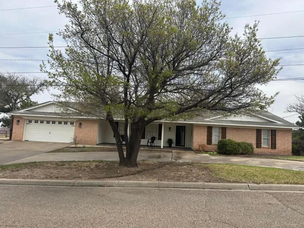 $335,000 | 801 Skyline Drive, Borger, TX 79007