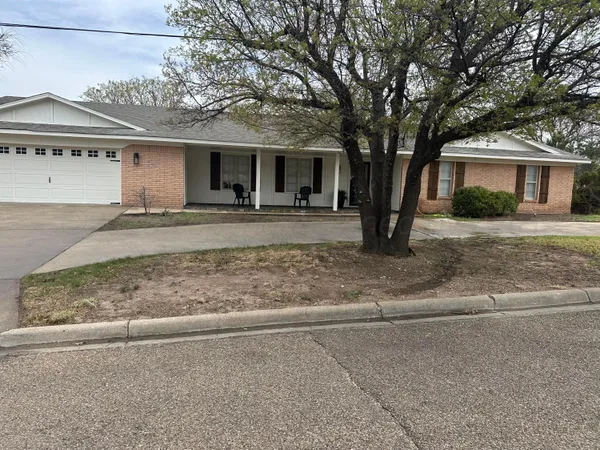 $335,000 | 801 Skyline Drive, Borger, TX 79007