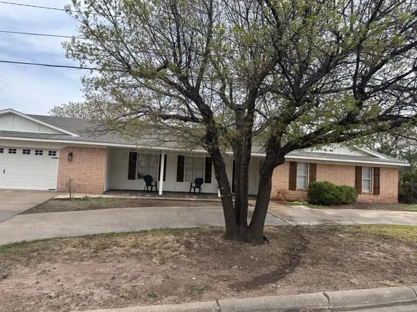 $335,000 | 801 Skyline Drive, Borger, TX 79007